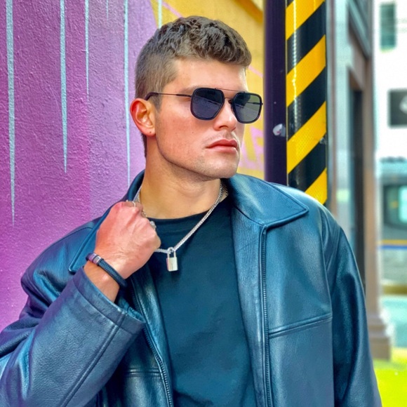 Louis Vuitton Authentic Lock - Picture 7 of 9